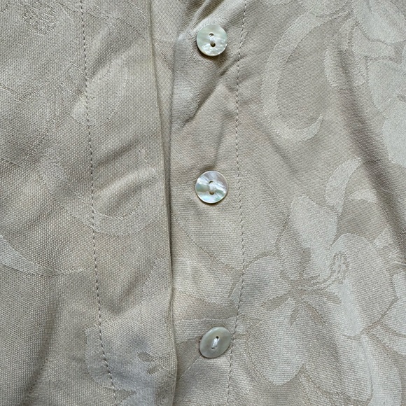 Silk Tan Tommy Bahama Tropical Collar Tank Top. - Picture 5 of 5